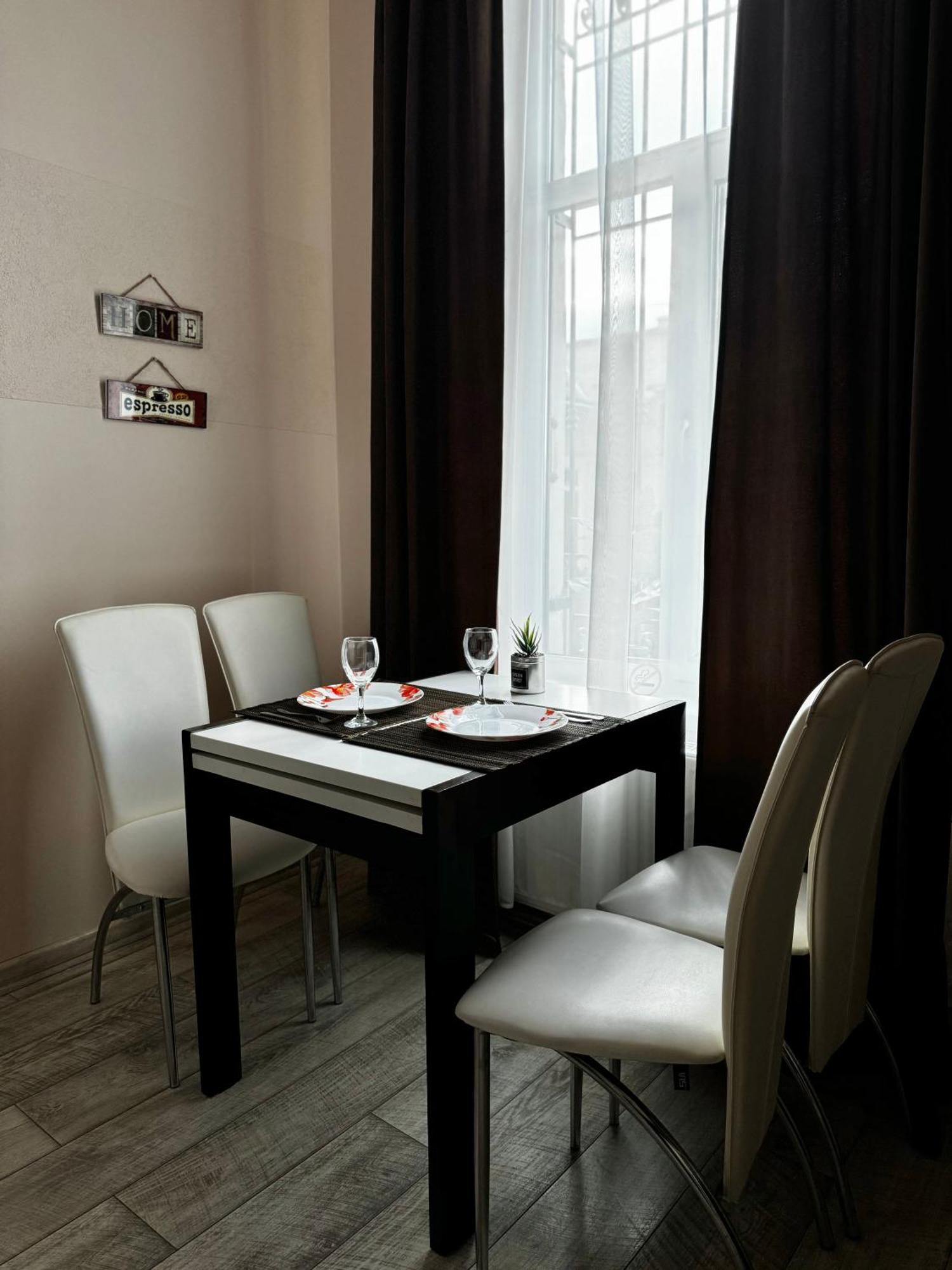 Opera House Apartment Lviv Exterior photo